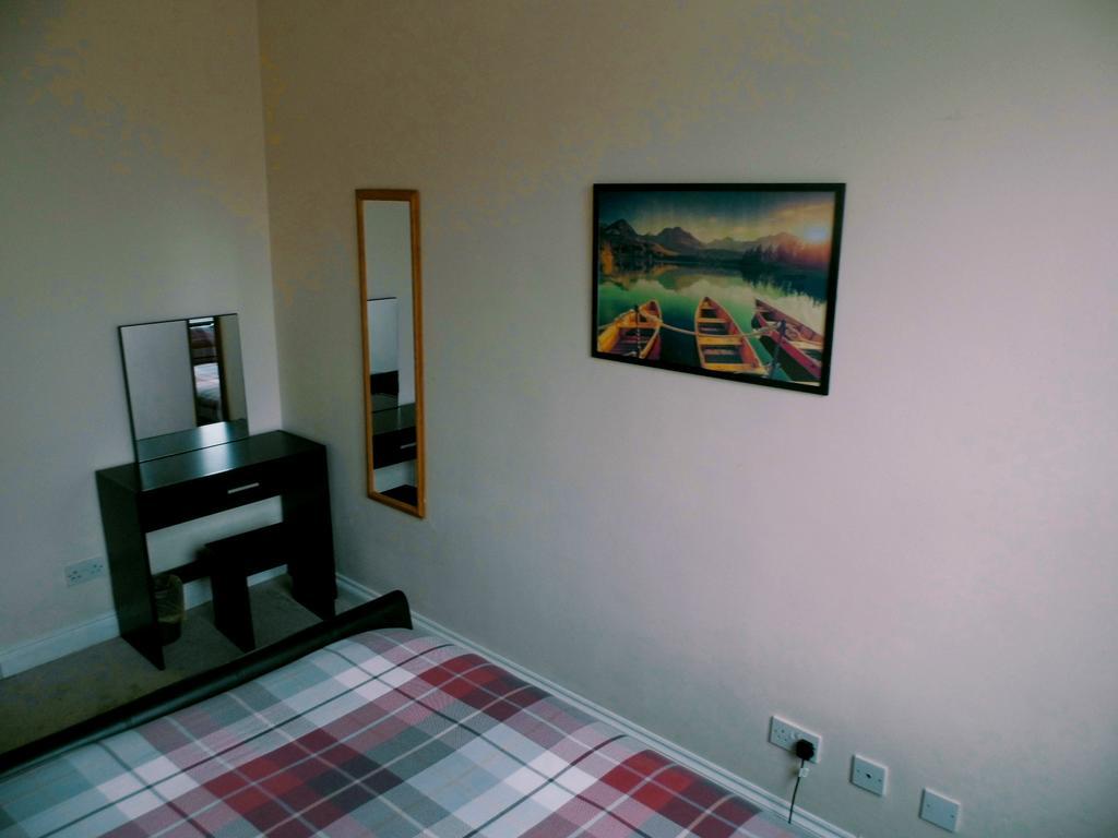 The Queens Hostel Бристоль Экстерьер фото